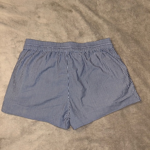 J.Crew Pull-On Seersucker Shorts in Blue on Blue - Picture 2 of 6